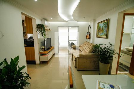Sala de apartamento para alugar com 1 quarto, 62m² em Guilhermina, Praia Grande