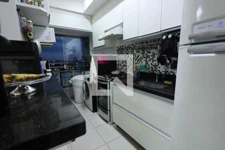 Cozinha de apartamento para alugar com 2 quartos, 62m² em Parque Amazonia, Goiânia