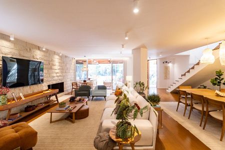 Casa à venda com 3 quartos, 550m² em Jardim Vitoria Regia (zona Oeste), São Paulo