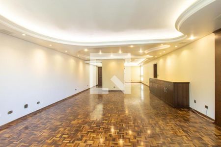 Sala de TV de apartamento para alugar com 4 quartos, 292m² em Batel, Curitiba