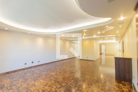 Sala de TV de apartamento para alugar com 4 quartos, 292m² em Batel, Curitiba