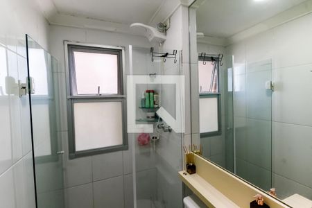 Banheiro de apartamento para alugar com 2 quartos, 46m² em Jardim Catanduva, São Paulo