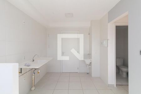 Sala/Cozinha de apartamento para alugar com 2 quartos, 33m² em Itaquera, São Paulo