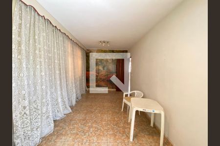 Casa à venda com 4 quartos, 400m² em Del Castilho, Rio de Janeiro