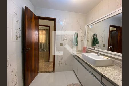 Casa à venda com 4 quartos, 400m² em Del Castilho, Rio de Janeiro