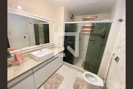 Casa à venda com 4 quartos, 400m² em Del Castilho, Rio de Janeiro