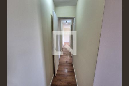 Corredor de apartamento à venda com 2 quartos, 50m² em Jardim das Vertentes, São Paulo