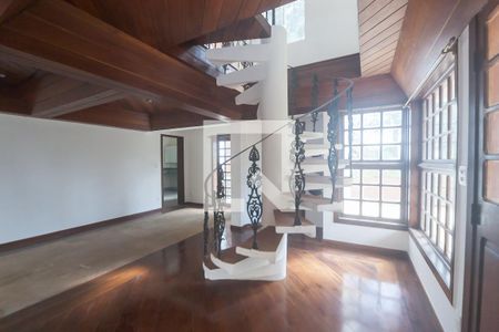 sala de casa à venda com 3 quartos, 300m² em Condomínio Retiro das Pedras, Brumadinho