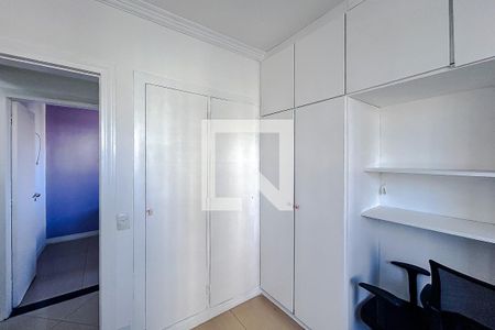 Quarto de apartamento para alugar com 3 quartos, 69m² em Parque São Jorge, São Paulo