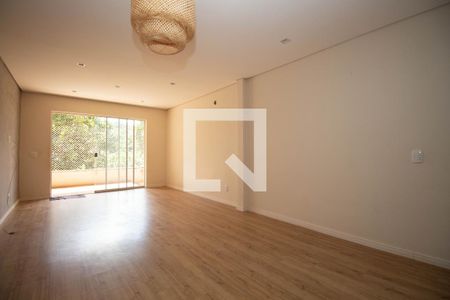 Sala de casa para alugar com 3 quartos, 135m² em Q B2, Brasília