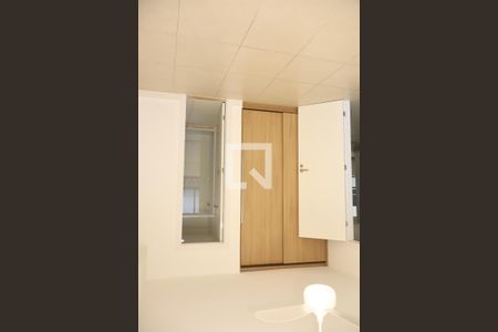 Suíte de apartamento para alugar com 2 quartos, 70m² em Stella Maris, Salvador