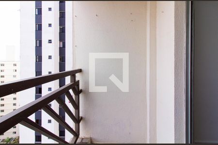 Varanda de apartamento à venda com 2 quartos, 55m² em Vila Ipojuca, São Paulo