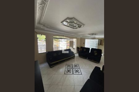 Sala de casa à venda com 4 quartos, 250m² em Chácara Seis de Outubro, São Paulo