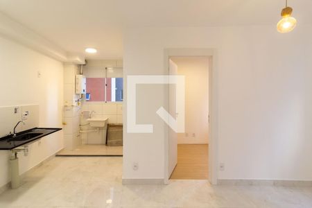 Sala de apartamento para alugar com 2 quartos, 35m² em Jardim Sabara, São Paulo