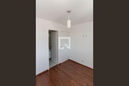 Suíte de apartamento à venda com 3 quartos, 67m² em Vila Medeiros, São Paulo