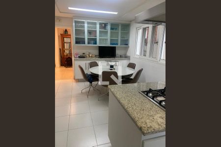 Cozinha de casa de condomínio à venda com 1 quarto, 350m² em Residencial Quatro (alphaville), Santana de Parnaíba
