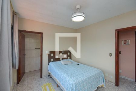 Quarto 1 de casa à venda com 5 quartos, 220m² em Parque Colonial, São Paulo