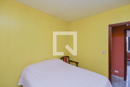 Quarto 2 de casa à venda com 5 quartos, 220m² em Parque Colonial, São Paulo