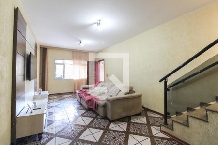 Sala de casa à venda com 3 quartos, 300m² em Cidade Líder, São Paulo