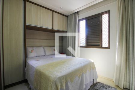 Quarto 1 de apartamento à venda com 3 quartos, 75m² em Chácara Agrindus, Taboão da Serra