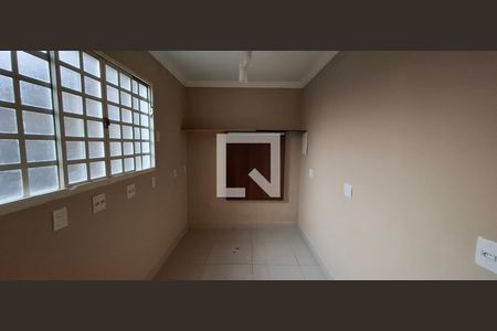 Escritório de casa para alugar com 3 quartos, 230m² em Campos Elísios, Ribeirão Preto