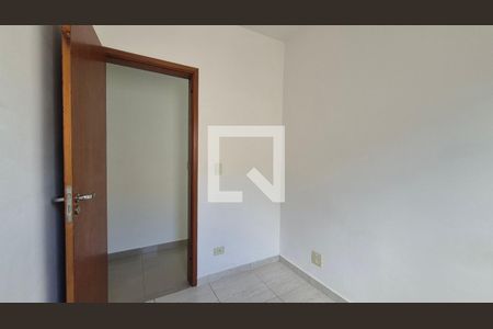 Quarto de apartamento à venda com 2 quartos, 96m² em Jardim Santo Alberto, Santo André