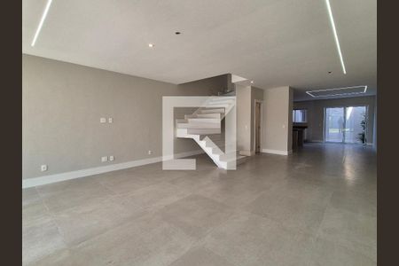 Casa de Condomínio à venda com 5 quartos, 260m² em Barra da Tijuca, Rio de Janeiro