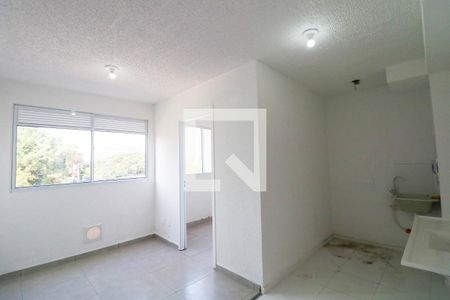 Sala / Cozinha de apartamento para alugar com 2 quartos, 31m² em Jardim Caravelas, São Paulo