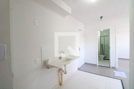 Sala / Cozinha de apartamento para alugar com 2 quartos, 31m² em Jardim Caravelas, São Paulo