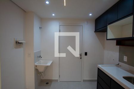 COZINHA - AREA DE SERVIÇO de apartamento para alugar com 2 quartos, 33m² em Jardim Celeste, São Paulo