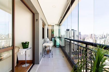 Varanda de apartamento à venda com 2 quartos, 69m² em Vila Romana, São Paulo