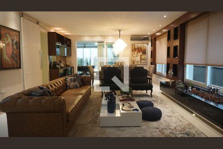 Casa à venda com 5 quartos, 577m² em Alphaville, Santana de Parnaíba