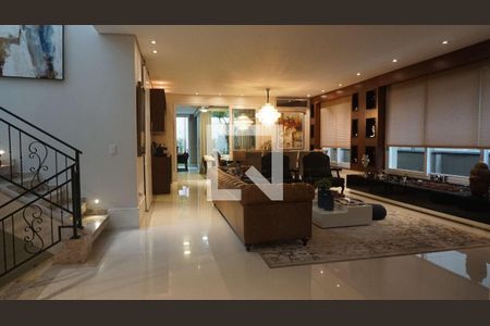 Casa à venda com 5 quartos, 577m² em Alphaville, Santana de Parnaíba
