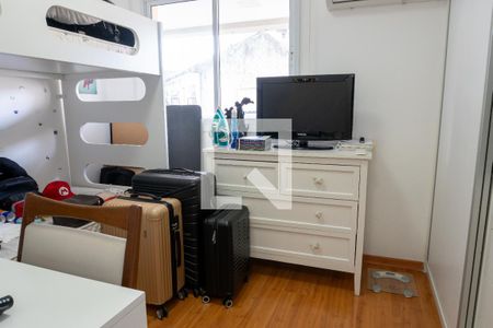 Quarto  de apartamento à venda com 2 quartos, 75m² em Grajaú, Rio de Janeiro