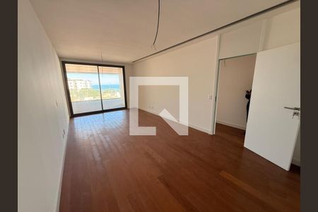 Apartamento à venda com 4 quartos, 290m² em Barra da Tijuca, Rio de Janeiro