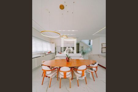 Casa à venda com 3 quartos, 700m² em Colinas da Anhanguera, Santana de Parnaíba