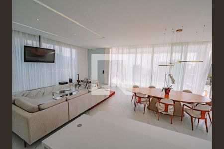 Casa à venda com 3 quartos, 700m² em Colinas da Anhanguera, Santana de Parnaíba