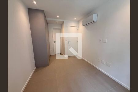 Casa à venda com 5 quartos, 800m² em Barra da Tijuca, Rio de Janeiro