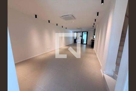 Casa à venda com 5 quartos, 800m² em Barra da Tijuca, Rio de Janeiro