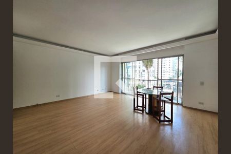 Sala de apartamento à venda com 3 quartos, 172m² em Moema, São Paulo