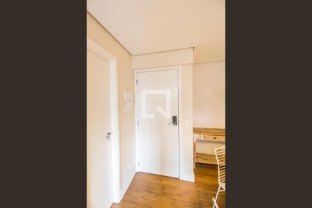 Entrada de kitnet/studio para alugar com 1 quarto, 52m² em Alphaville Industrial, Barueri