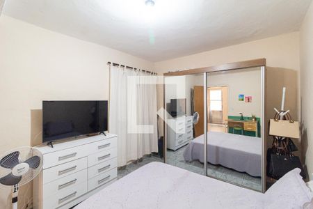 Quarto 1 - Casa 1 de casa à venda com 5 quartos, 385m² em Remédios, Osasco