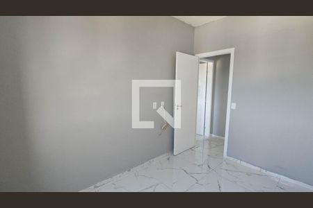Quarto 1 de apartamento para alugar com 2 quartos, 48m² em Jardim Rodrigues Alves, Ferraz de Vasconcelos