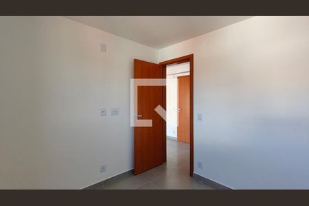 Apartamento para alugar com 2 quartos, 39m² em Jardim Santa Lucrecia, São Paulo