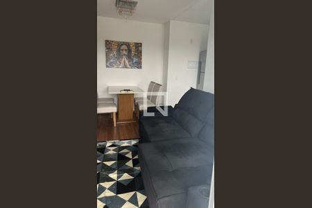 Sala  de apartamento para alugar com 2 quartos, 56m² em Jardim Recanto Suave, Cotia