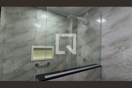 Banheiro da Suíte 1 de casa de condomínio à venda com 4 quartos, 300m² em Vargem Pequena, Rio de Janeiro