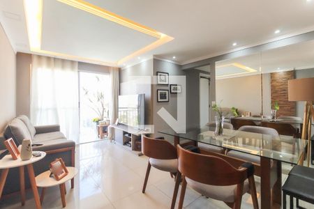 Apartamento à venda com 3 quartos, 70m² em Vila Carmosina, São Paulo