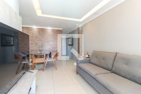 Apartamento à venda com 3 quartos, 70m² em Vila Carmosina, São Paulo