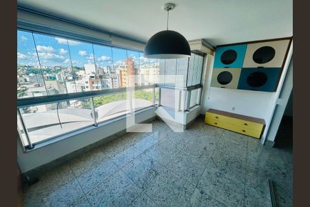 Apartamento para alugar com 4 quartos, 140m² em Buritis, Belo Horizonte