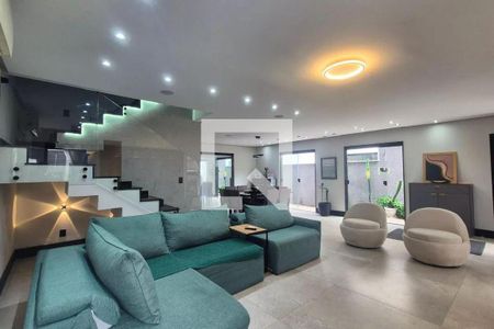Casa à venda com 4 quartos, 320m² em Recreio dos Bandeirantes, Rio de Janeiro